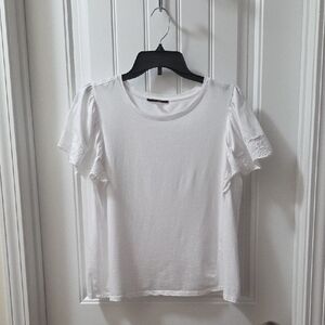 T Tahari White Lace Ruffle Sleeve Tee